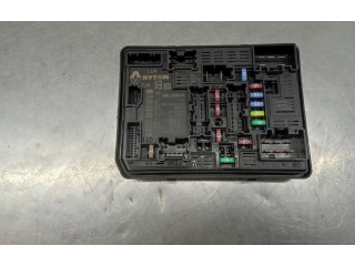 Блок комфорта 284B65716R, 5DVK12F08   Dacia Sandero   