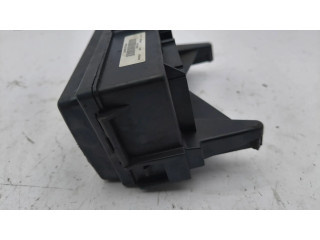 Блок предохранителей 04692073AB   Jeep Grand Cherokee (WK)    