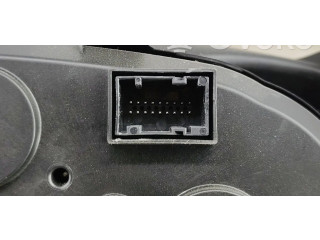 Панель приборов 555003060401, 555003061701 Fiat Grande Punto