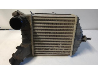 Интеркулер  46764253   Fiat Punto (188) 