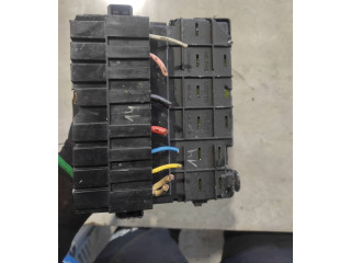 Блок предохранителей 9657608780   Citroen C8    