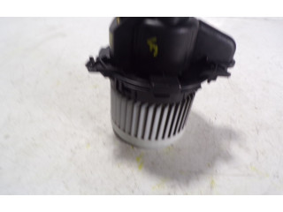 Вентилятор печки    272107379R   Dacia Sandero