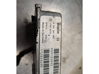Блок управления двигателя 0281001802, P09183993   Volvo S70  V70  V70 XC