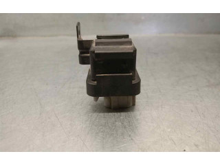 Pojistková skříňka 2861064110, 1567000140 Toyota Hilux (N80, N90, N100, N110) 1993