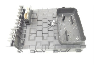 Pojistková skříňka 1K0937125A Volkswagen Caddy