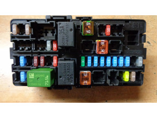 Pojistková skříňka JB5203245, 151202 Opel Karl 2016