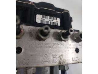 Блок АБС 13354302, 5682L2130311   Opel  Meriva B  2010 - 2016 года