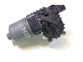 Двигатель стеклоочистителей 6R1955119A, 0390241566 Seat Ibiza IV (6J,6P)