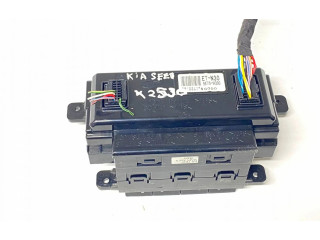 Дисплей    04719SG00D, 957101H300   KIA Ceed