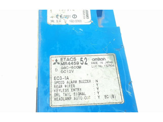 Pojistková skříňka MR445952 Mitsubishi Montero 2005