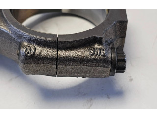 Píst 026038J Volkswagen Tiguan CBB