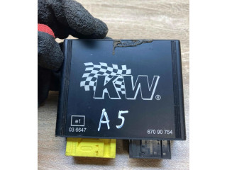 Řídící jednotka 67090754 Audi A5 8T 8F 2007