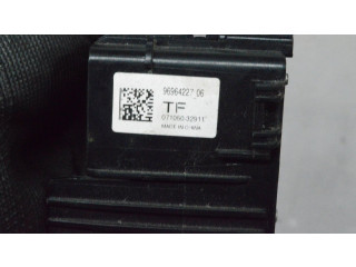 Pojistková skříňka Chevrolet Cruze 2012