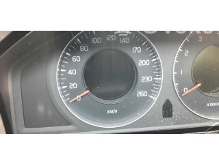 Панель приборов    Volvo V70       