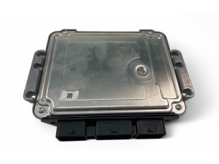 Блок управления двигателем Блок управления 31272996AB, 0281016590   Volvo C30