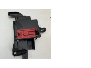 Узел подключения плюсовых проводов