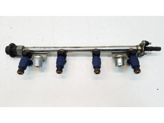 Vstřikovač 353102B000, 3530123700 Hyundai i30 pro benzínový motor 1.4