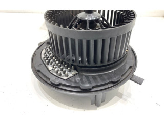 Вентилятор печки 5Q1819021F Volkswagen Golf VII