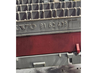 Блок предохранителей  9162439   Volvo V70    