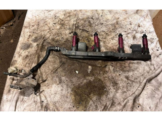 Топливная рампа 1955003310 Mazda 3 I