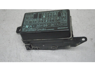 Pojistková skříňka Mitsubishi Pajero 2000