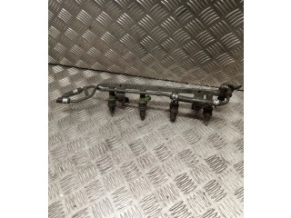 Топливная рампа Mazda 323 F