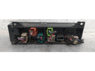 Pojistková skříňka 04707893AB Chrysler Grand Voyager II 1998