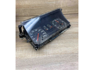 Přístrojová deska Audi 80 90 B2 1978 81117331