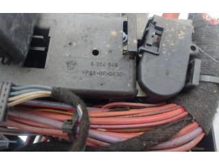 Блок предохранителей 8364542   BMW X3 E83    