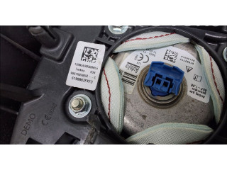 Надувная подушка для руля       Renault Clio IV  2012 -  года   