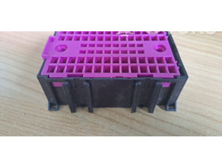 Блок предохранителей 7H0937617A   Volkswagen Transporter - Caravelle T5    