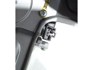 Моторчик заднего дворника 85130B4020 Daihatsu Terios