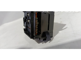 Включатель скорости стеклоочистителей 17E018 Mitsubishi Colt CZ3