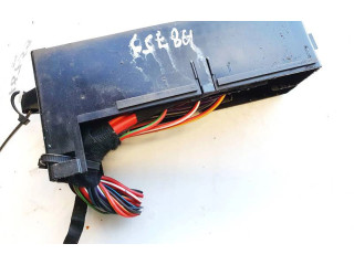 Pojistková skříňka Volkswagen Caddy 2006