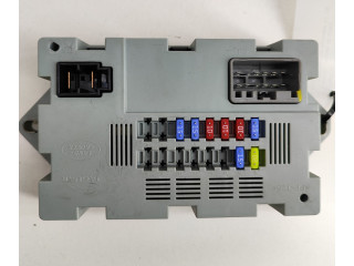 Блок предохранителей CPLA14Q073AA Jaguar XE