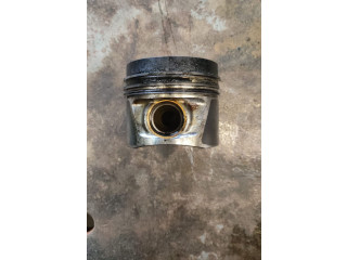  Поршень    Skoda Superb B6 (3T)  