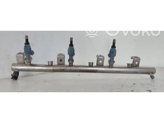 Vstřikovací lišta 022133315M Audi A3 S3 8P