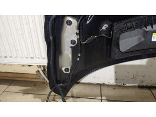 Капот двигателя