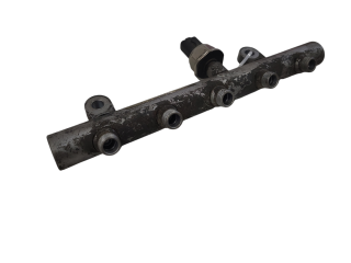 Топливная рампа 9645689580 Citroen C5