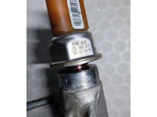 Топливная рампа 03L089M, 057130764H Volkswagen Golf VI для двигателя CFH