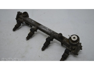 Vstřikovač 0000788123, R1110781045   Mercedes-Benz CLK A208 C208  pro benzínový motor 2.3 M111.975 