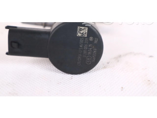 Топливная рампа 35022119G Maserati Ghibli