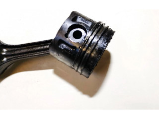 Поршень с шатуном Volkswagen Golf III