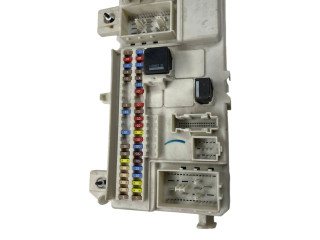 Pojistková skříňka 31268178 Volvo S40 2006