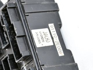   Pojistková skříňka 911102E000, 91110-2E000   Hyundai Tucson JM 2005