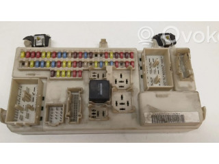 Блок предохранителей 4M5T14A073DC, 519100200 Ford Focus