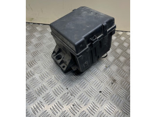 Pojistková skříňka Nissan Navara D40 2013