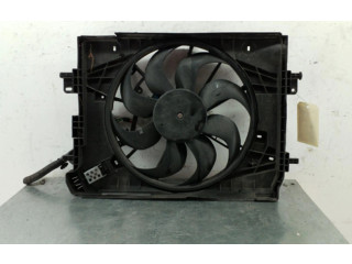 Вентилятор радиатора     8240636    Renault Clio IV 