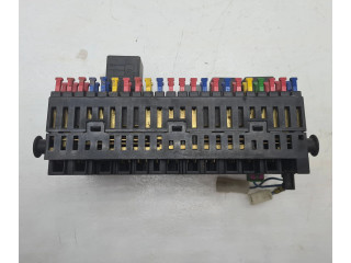 Pojistková skříňka 357937039 Volkswagen PASSAT B3 1991