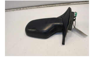 Zpětné zrcátko Suzuki Ignis 2000